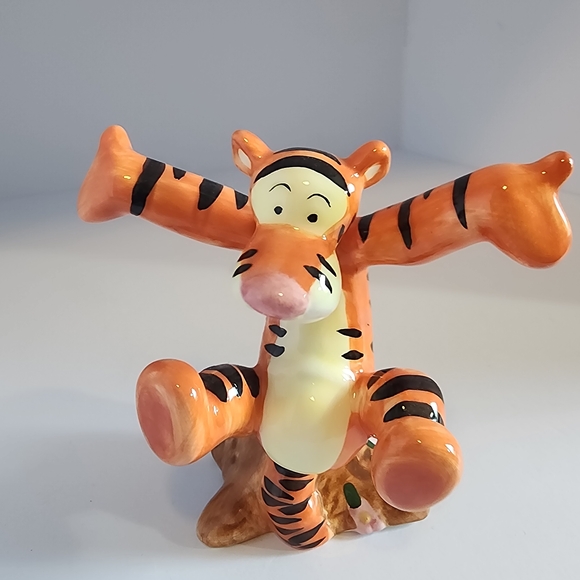 Disney Other - VINTAGE Tigger Ceramic Figurine